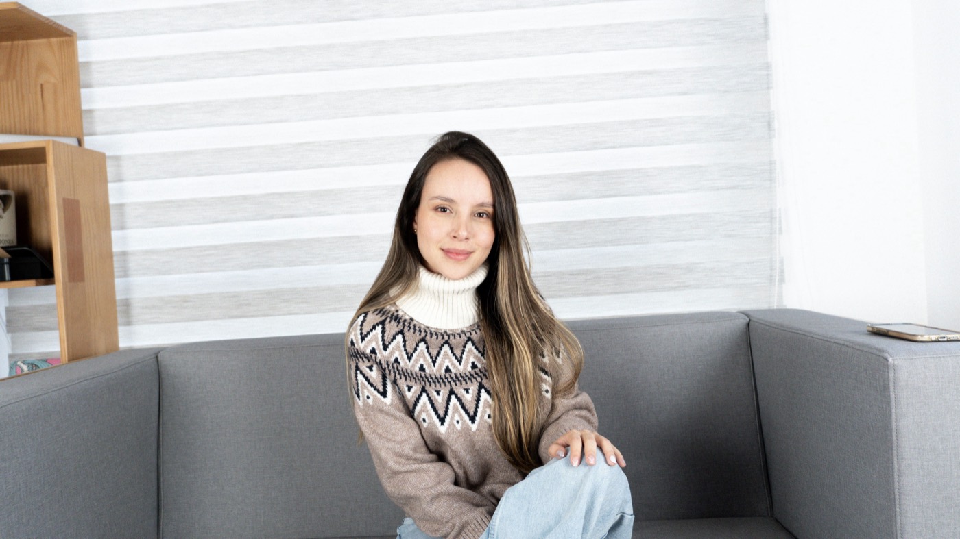Zaret Zambrano, asesora financiera